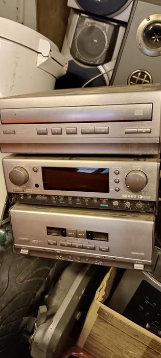 магнітоли Ymaxa центр в робочому стані