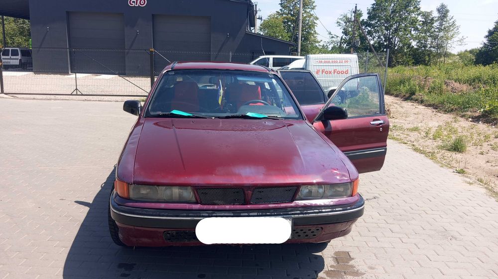 Автомобіль Mitsubishi