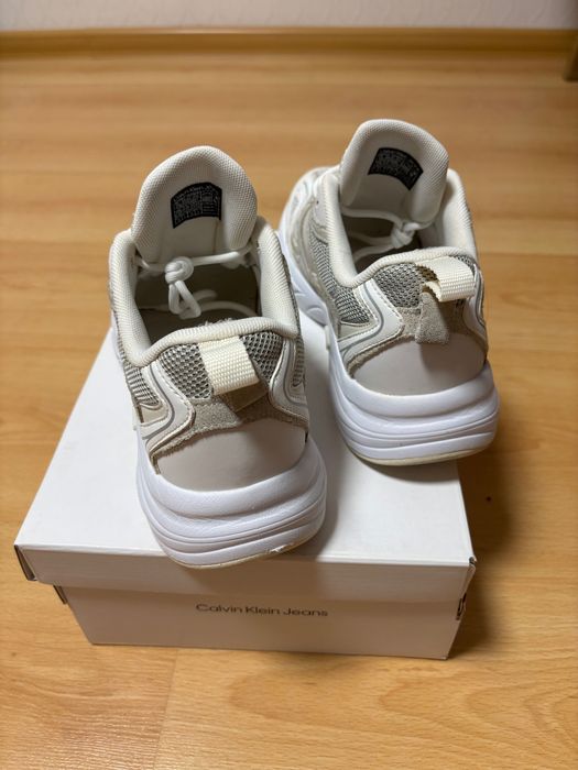 Кросівки Calvin Klein 38 р