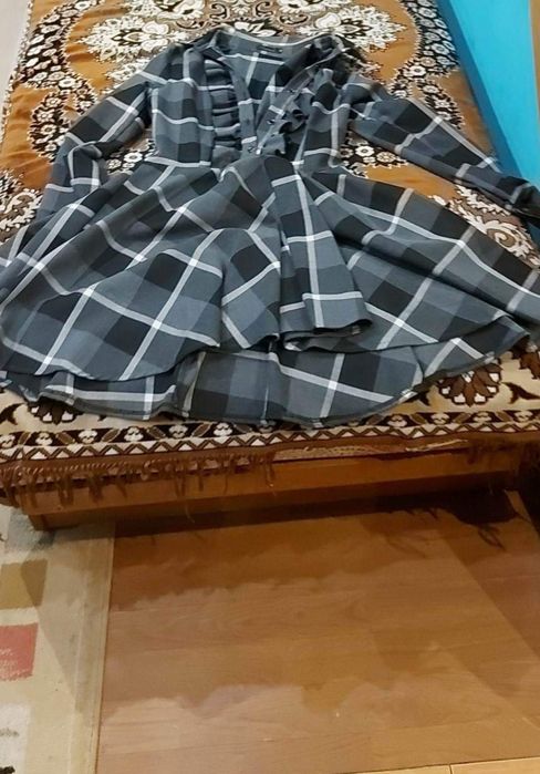 Sukienka h&M raz założona