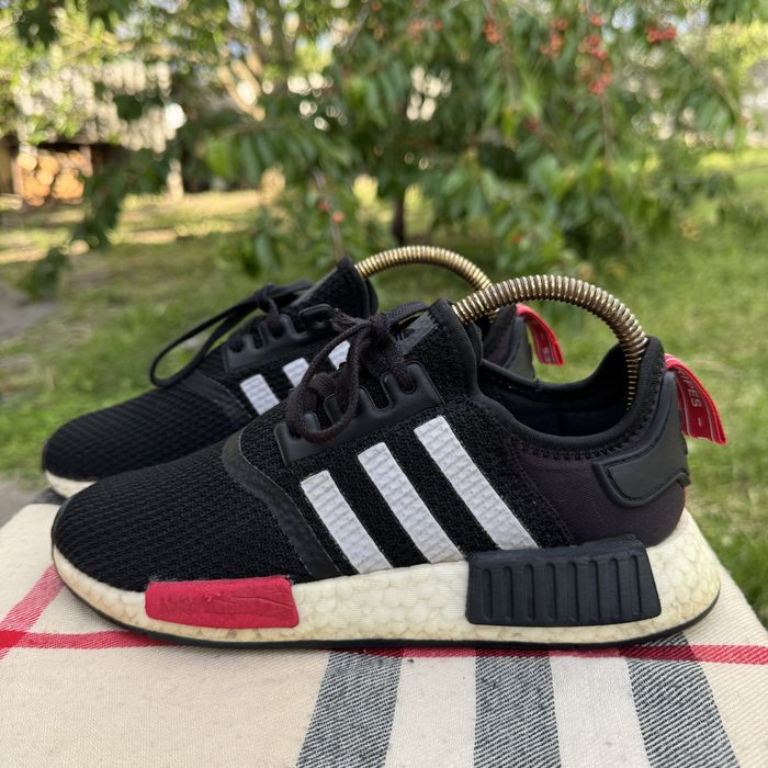 Кроссовки Adidas NMD R1 Black, 38 размер, Оригинал, Кросівки