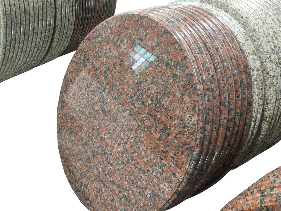blat granitowy polerowany 65x2cm kolor Czerwony Klon wykończony frezem i półwałkiem