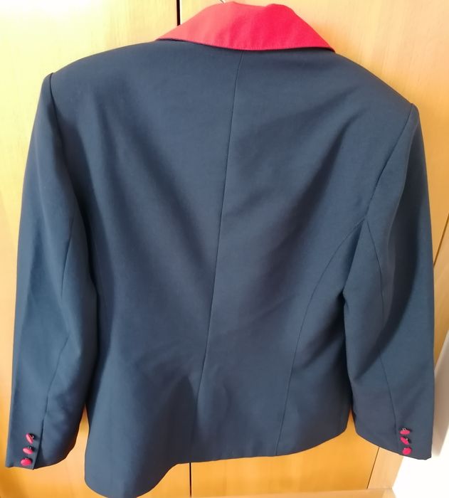 Conjunto ( saia + casaco) tam 38