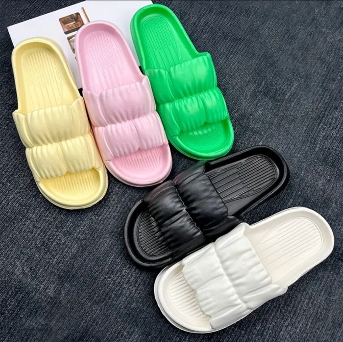 Шльопанці пінка кольорові Тедді