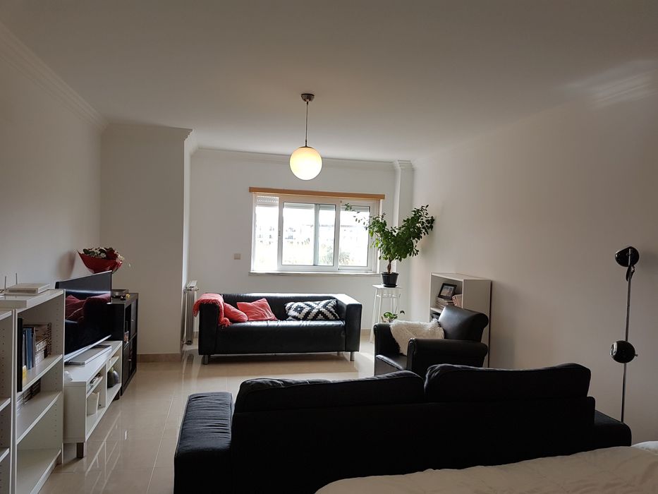 Sofá de pele genuína Ikea tipo Klippan