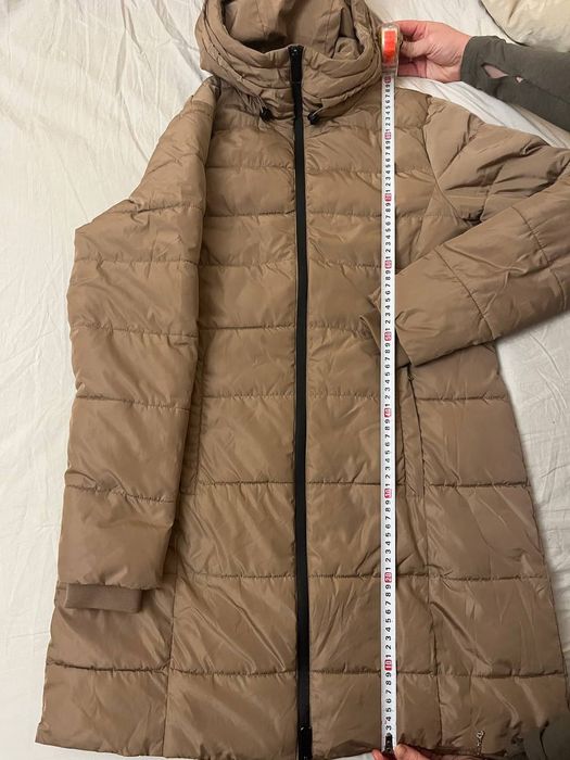 Куртка жіноча подовжена, пальто