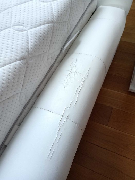 Łóżko z materacem 160x200