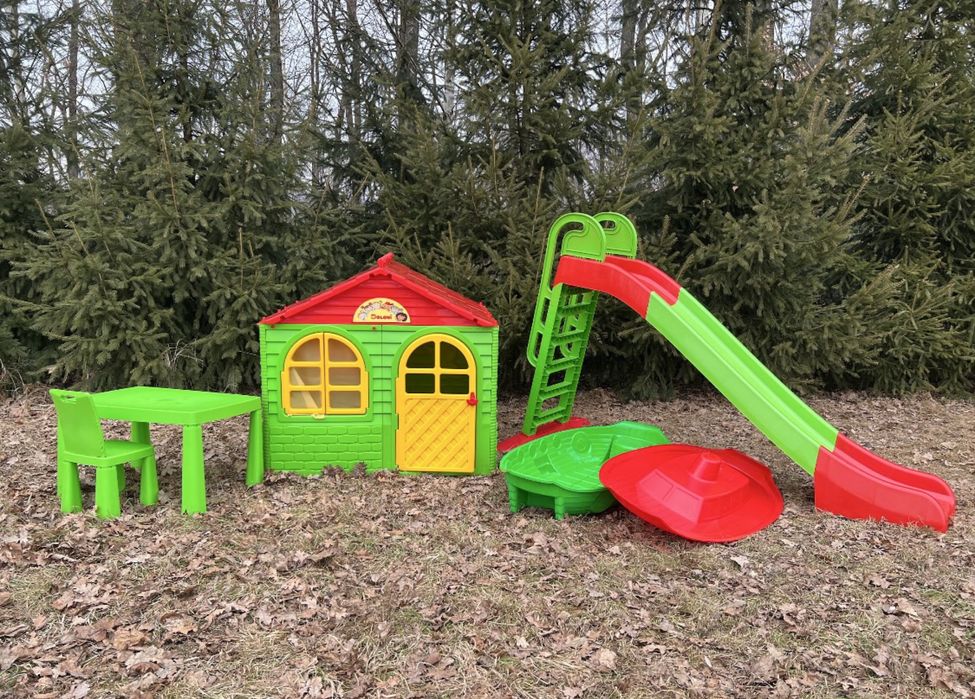 Набір дитячий будиночок гірка пісочниця стіл та стільці гойдалка