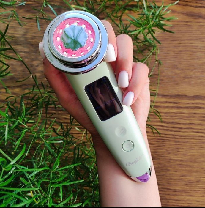 Масажер для обличчя