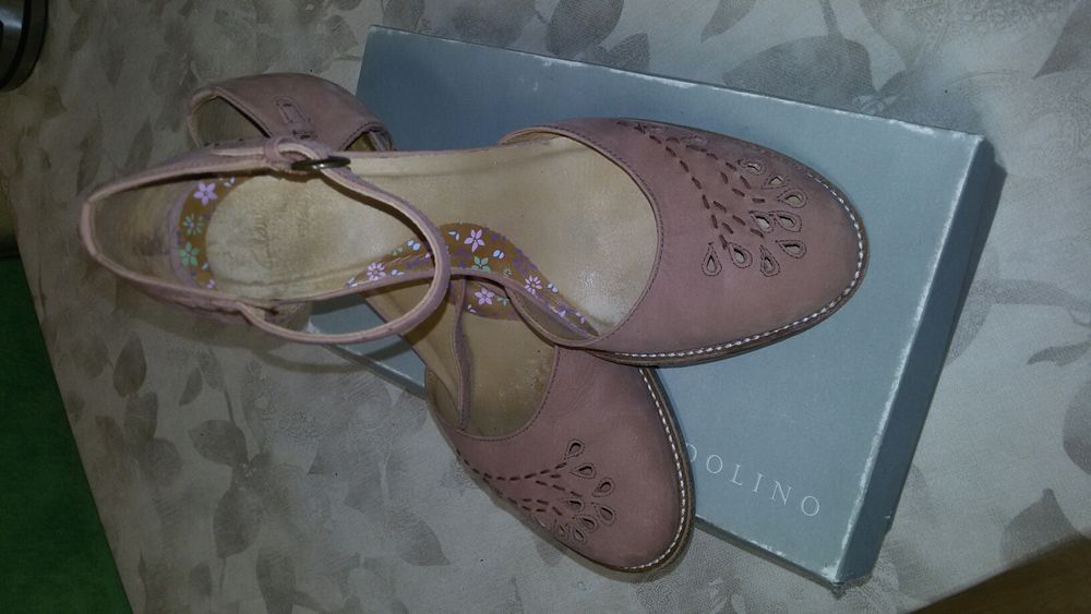 Продам туфли Clarks