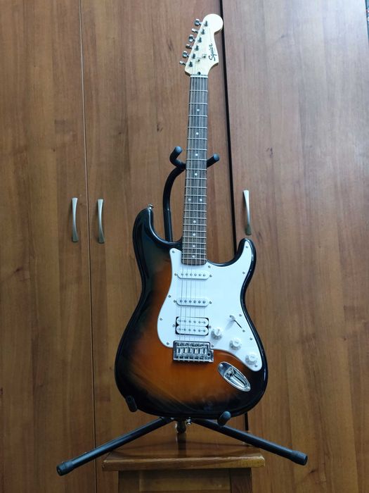 Fender Squier Stratocaster HSS BSB — електрогітара