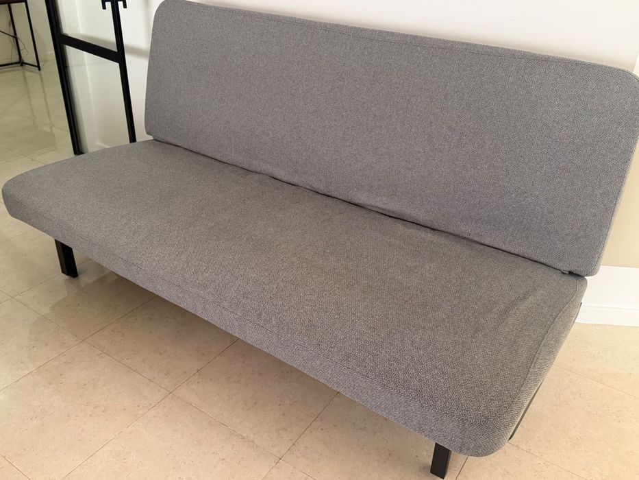 Sofá-cama como novo!