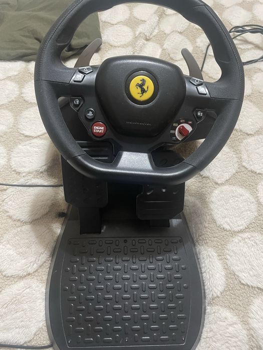 Trustmaster T80 ediçao Ferrari 488 GTB