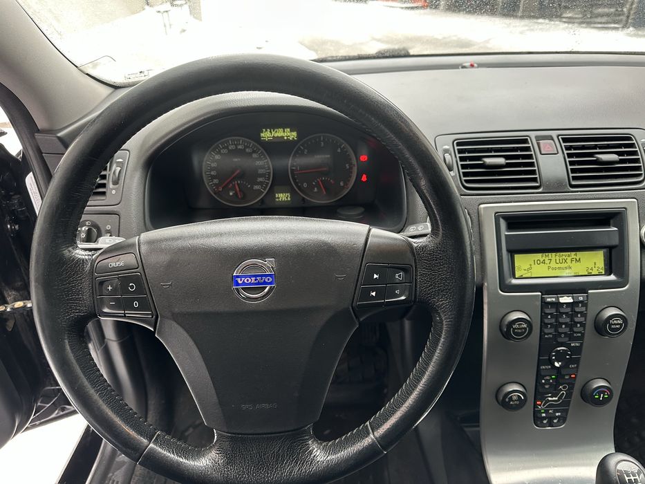Volvo v50 2.0 diesel в гарному стані !!!