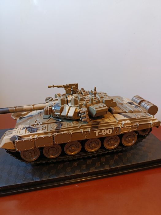 Танк Т-90 модель , металл