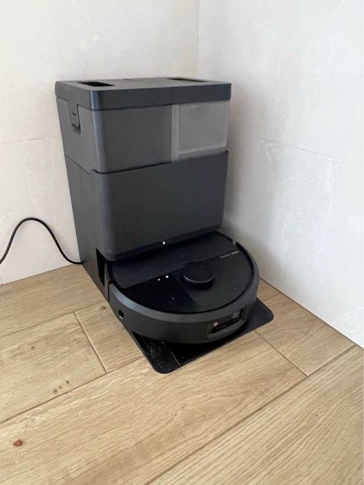 Robô Aspirador iRobot Roomba Combo Plus 505 (Com Base) - Novo/Na Garantia