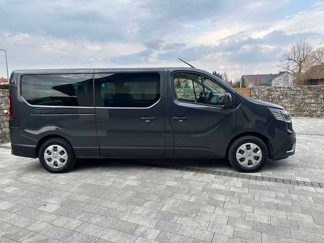 RENAULT TRAFIC 2.0 DCI Long  9 osób / navigacja/hak/pdc/led