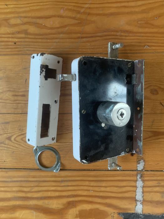 Fechadura funcional com chave