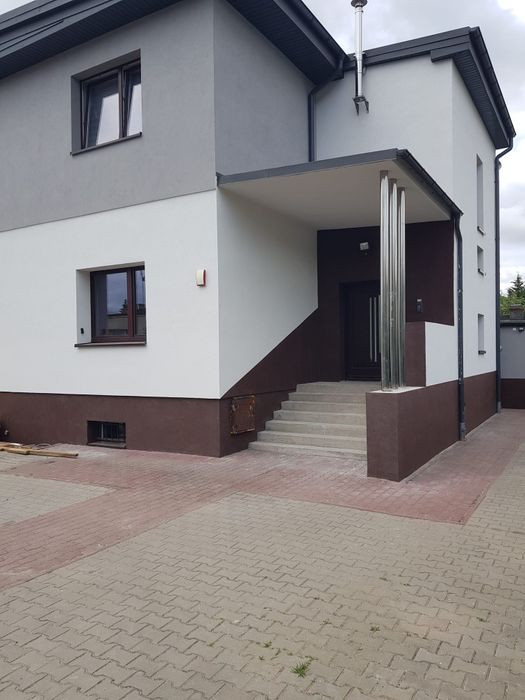 Dom 100m cały parter z osobnym niezależnym wejściem może być na działalność,