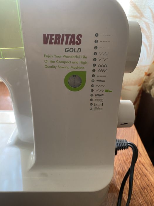 Машинка швейная Швейна машинка