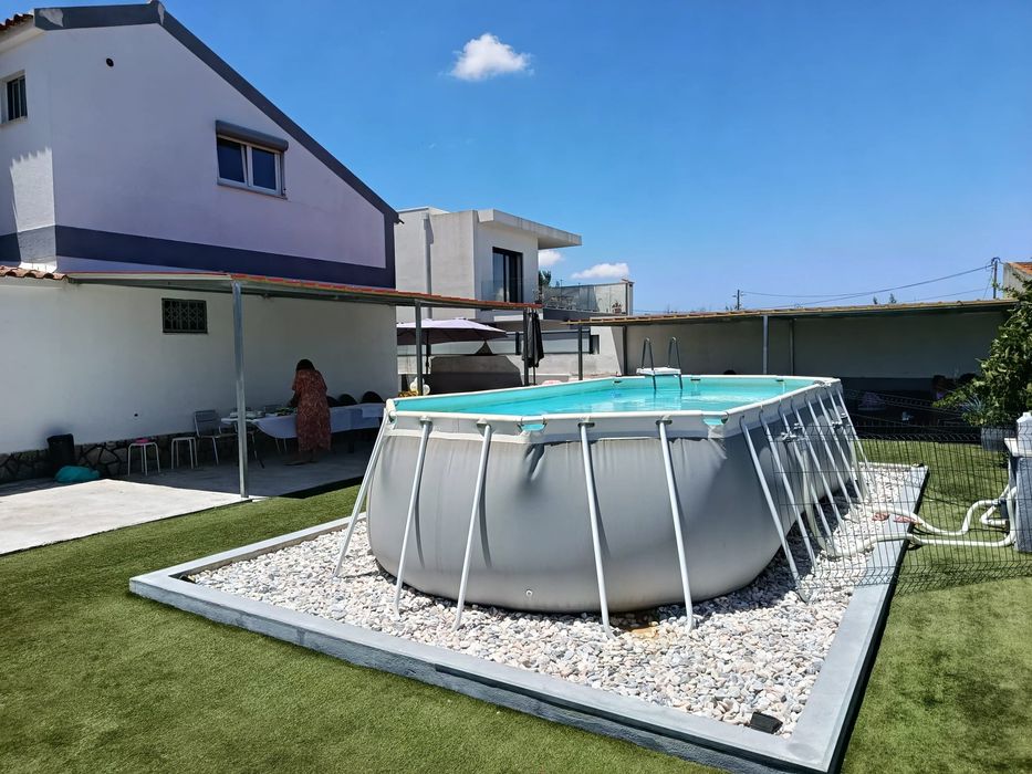 Espaço Privado c/ Piscina e Churrasqueira para Eventos e Convívios Familiares