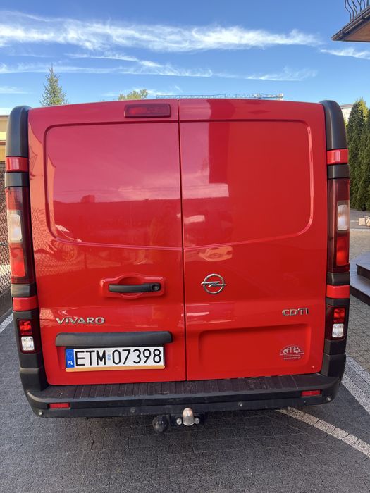 Opel Vivaro trafic Brygadówka 6osobowa Stan BDB