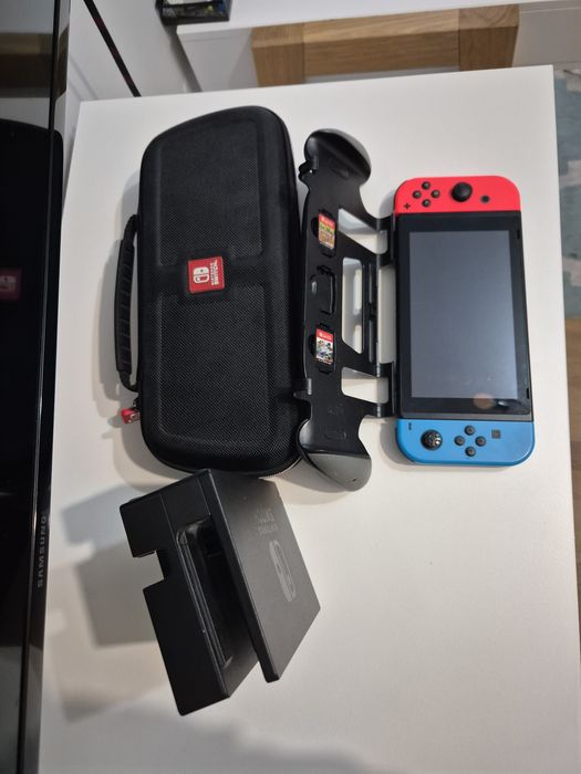 Nintendo Switch lekko używane