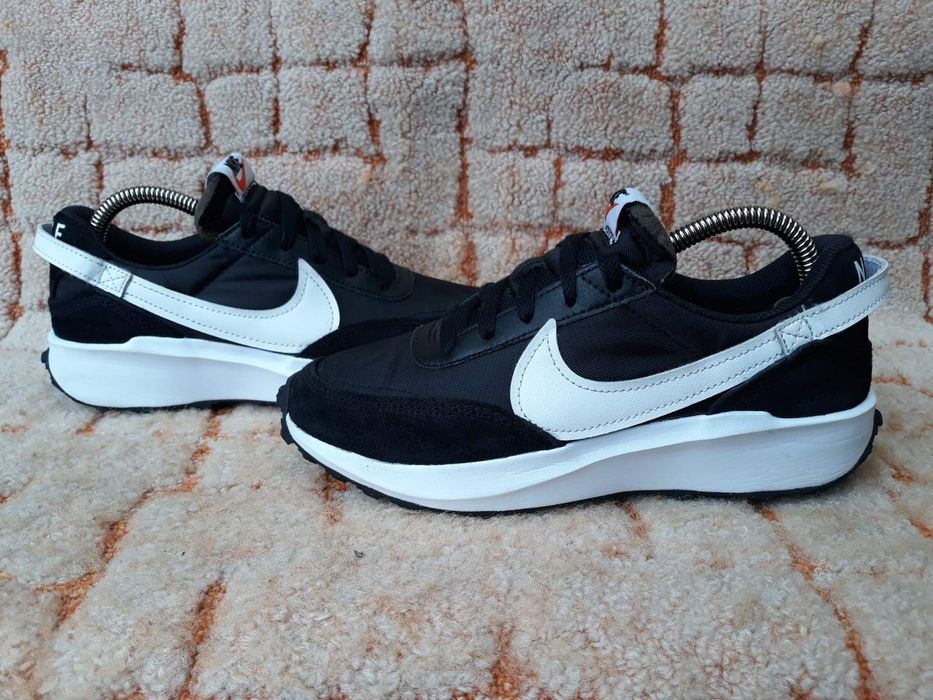 Кроссовки Nike Waffle Debut