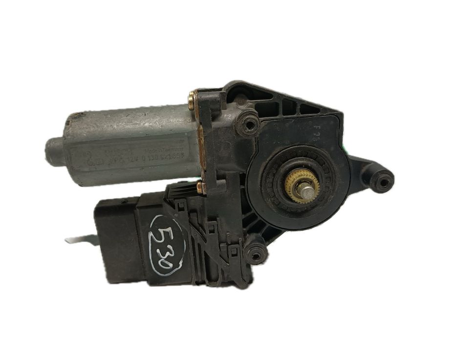 Motor vidro trás direito VOLKSWAGEN Passat (3B3)