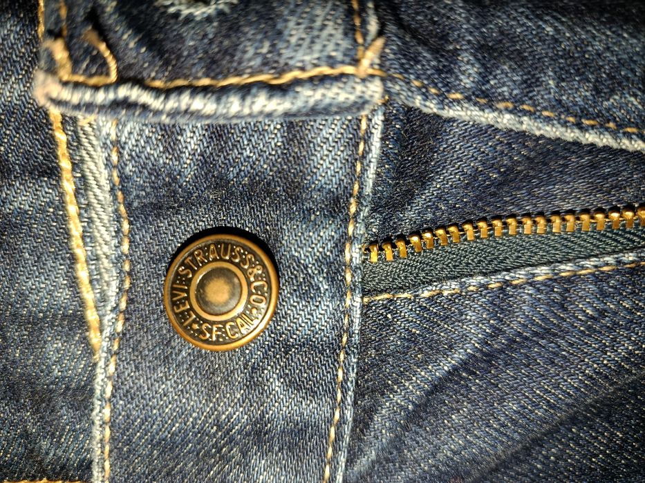 Джинси Levis 581