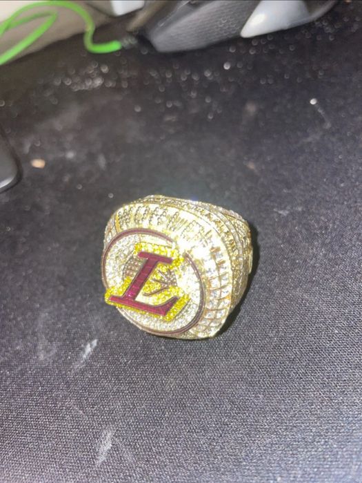 Sygnet LosAngelesLakers