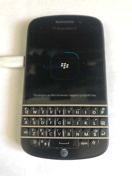 Кнопочний мобільний телефон  BLACKBERRY Q10 BLACK