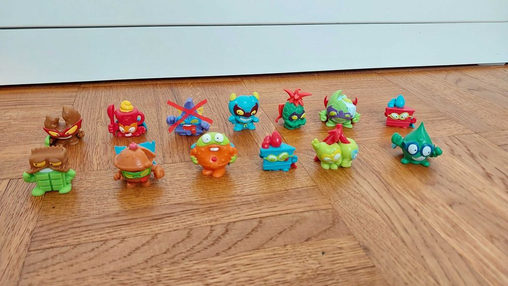 Super Zings różne figurki