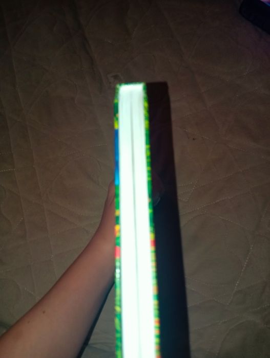 продам книгу "ДІТЯМ ПРО ВСЕ НА СВІТІ"