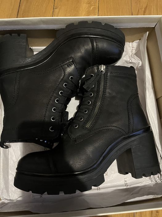 Botki czarne 39 ccc nowe