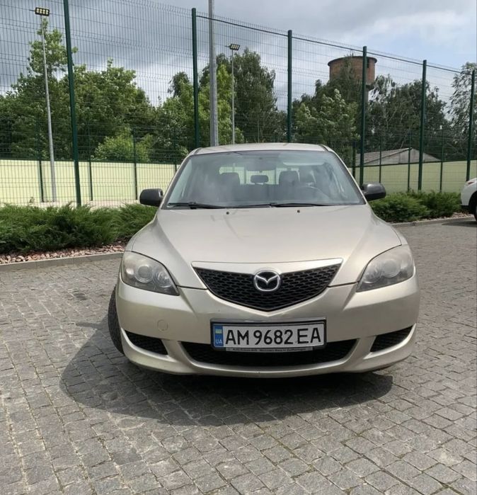 Mazda 3 гарний стан