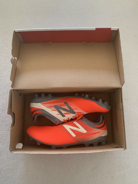 chuteiras newbalance 41,5