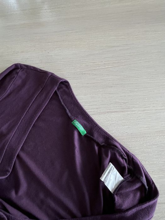 Dżersejowa bluzka z dużym dekoltem Benetton M/L