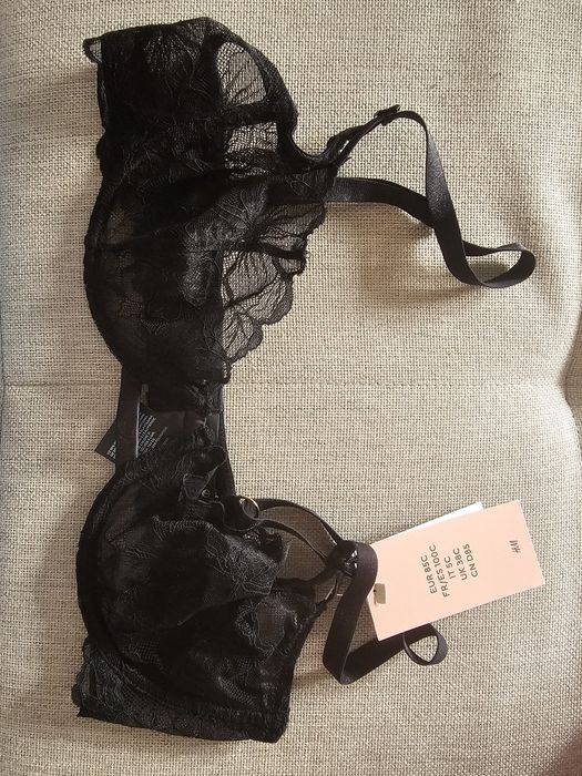 Czarny biustonosz H&M 85 C