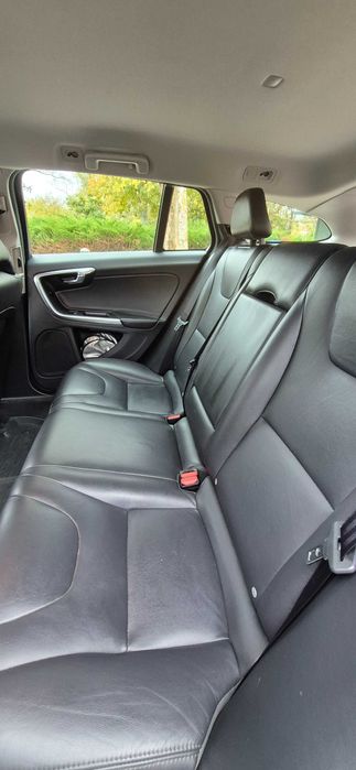 Volvo V60 D6 Plug-In Hybrid