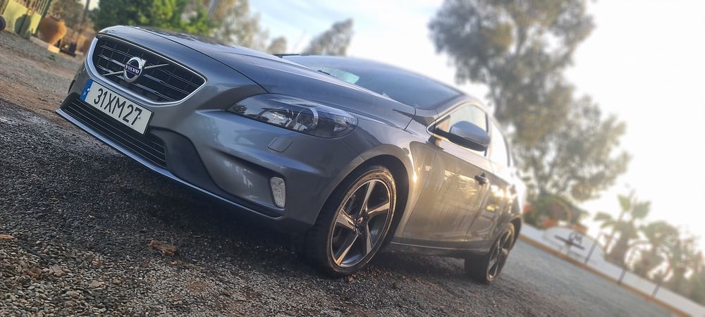 Vendo volvo v40 d2 r-design