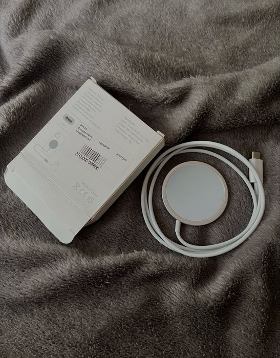 Магнитная беспроводная зарядка для iPhone