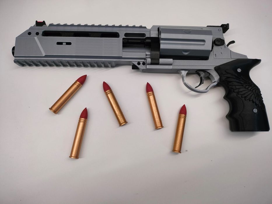 Revil Requiem Leon Axe e HandGun kits