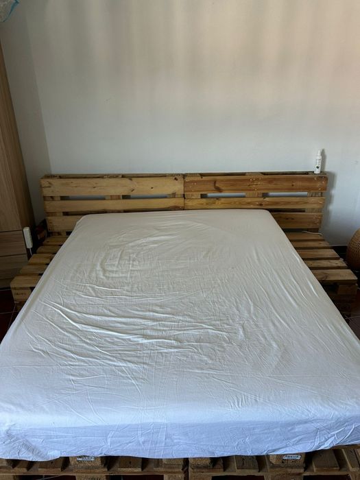 Cama de Europaletes pronta a usar(sem colchão)
