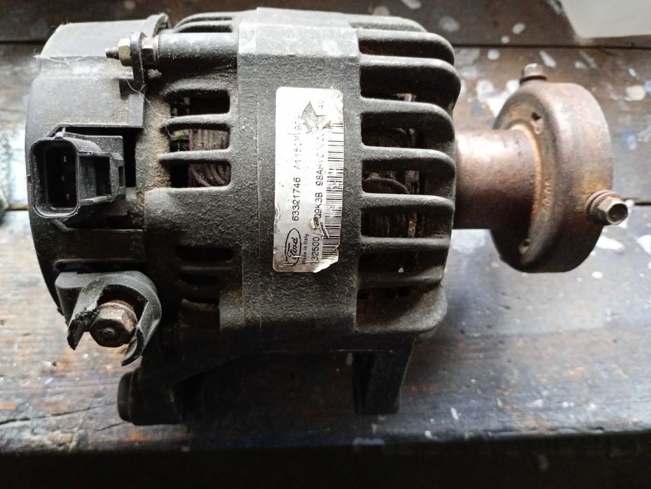 Продам генератор Ford transit connect 1.8 tdci