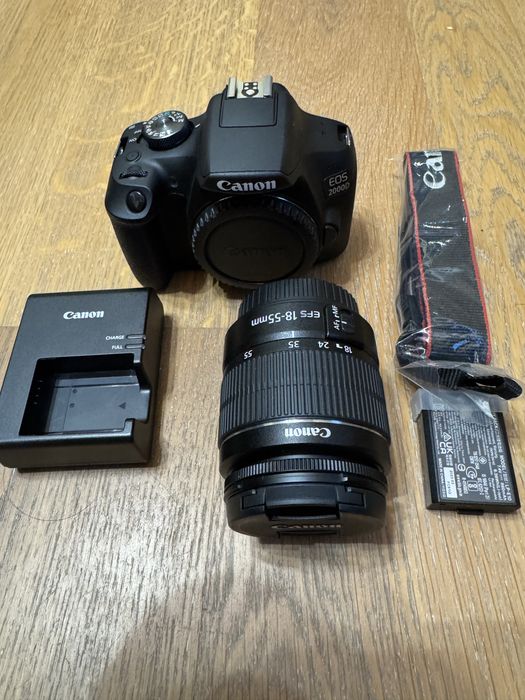 Дзеркальний фотоапарат Canon EOS 2000D Kit EF-S 18-55 III