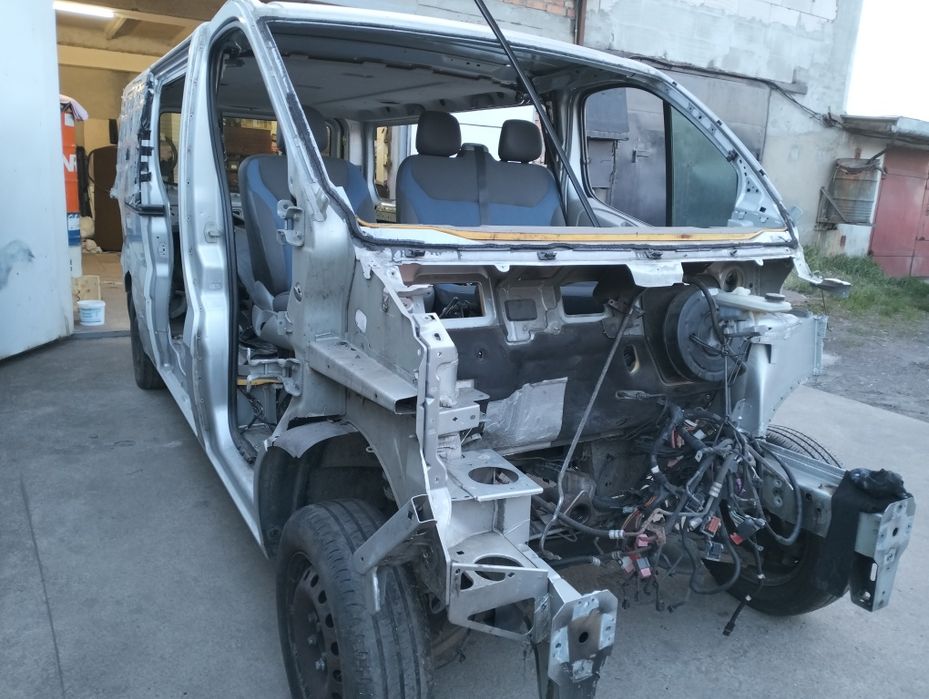 Renault Trafic 2 кузов, двері, ляда, салон