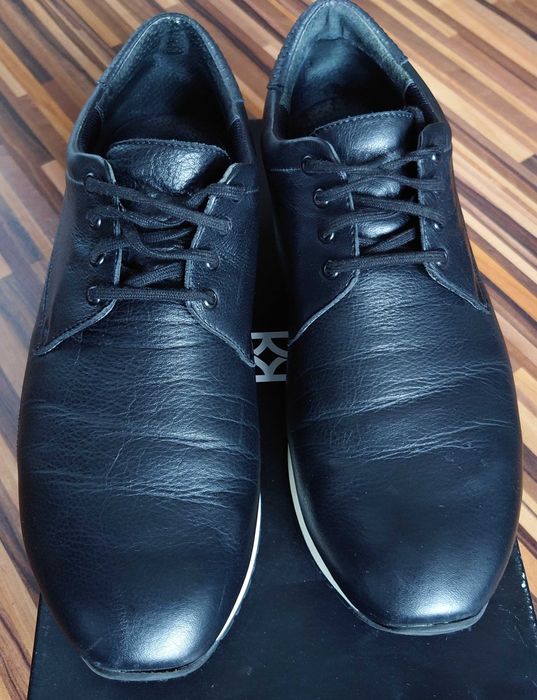 Sneakersy Gino Rossi 42