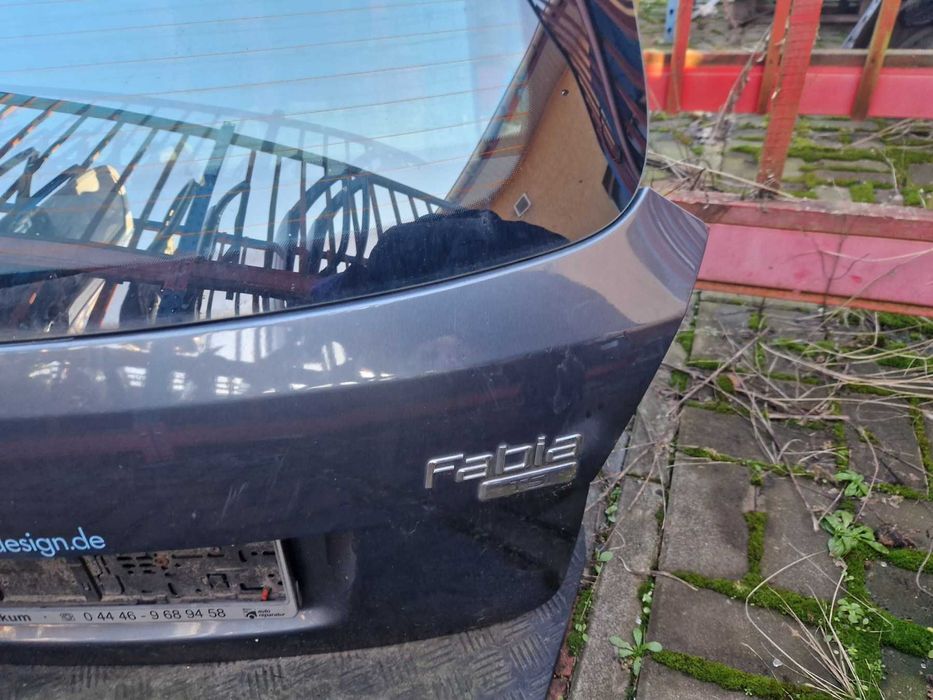 задня кришка багажника універсал Skoda Fabia 2