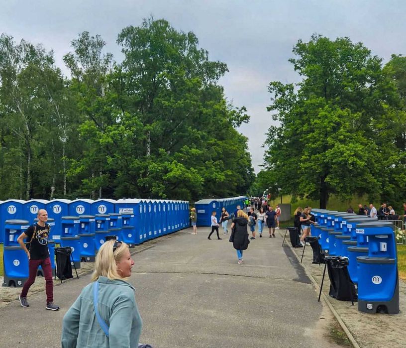 Toaleta przenośna wynajem toalety toalet kabina wc na budowę imprezę